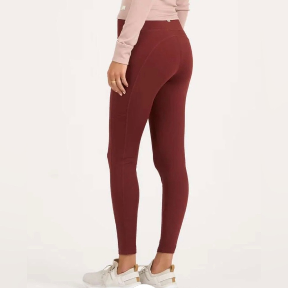 Vuori Stride Legging Sz Small, Burgundy